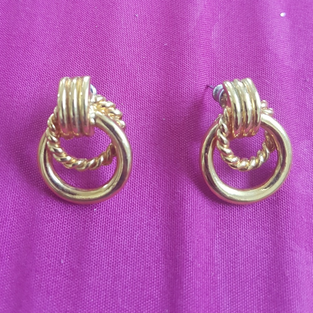 Gold high fashion hoops